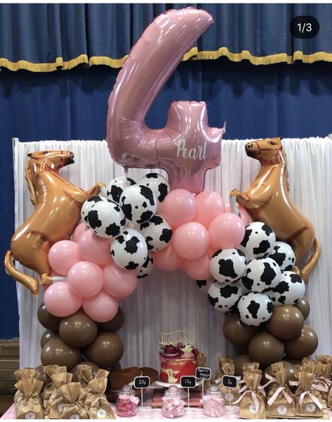 Farm Theme Birthday, Rodeo Party, Horse Birthday Parties, Cowboy Birthday Party, Rodeo Birthday, Cowgirl Birthday Party, Horse Party, Farm Animal Birthday