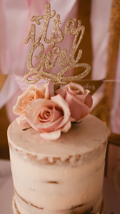 Image Pink And Gold Baby Shower Cake, Rose Gold Baby Shower Cake, Gold Baby Shower Ideas, Grey Cake, Bomb Cake, Pink Gold Baby Shower, Mom-osa Bar, Baby Shower Cakes Girl, Gold Cake Topper