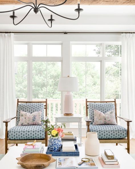 Brooke & Lou on Instagram: “Happy Labor Day!  We like to slowly ease into fall by mixing beautiful florals with timeless, brass and wood pieces.  We happen to have…” House Design French, French Doors Design, Interior Design Coastal, Estilo Charleston, Rush Chair, Coastal Chairs, Seating Room, Sorority House, Doors Design