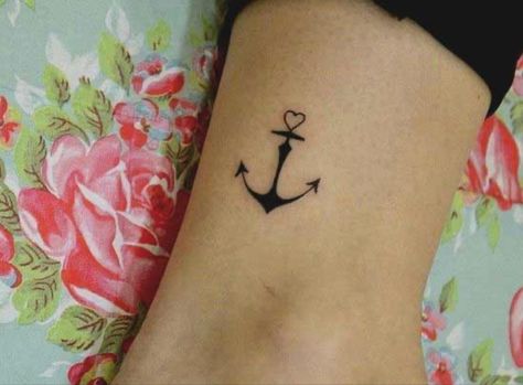 Anchor Tattoo Wrist, Feminine Anchor Tattoo, Heart Tattoo Ankle, Small Anchor Tattoos, Anchor Symbol, Simple Arm Tattoos, Small Anchor, Magic Runes, Anker Tattoo