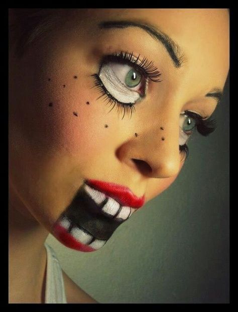 I think I'm doing this it looks so creepy!!!!  #marionette #costume #makeup #halloween Roller Derby Makeup Ideas, Diy Halloween Face Paint, Diy Halloween Face, Creepy Doll Makeup, Pagan Lifestyle, Makeup Zombie, Halloweenský Makeup, Alien Makeup, Corpse Paint