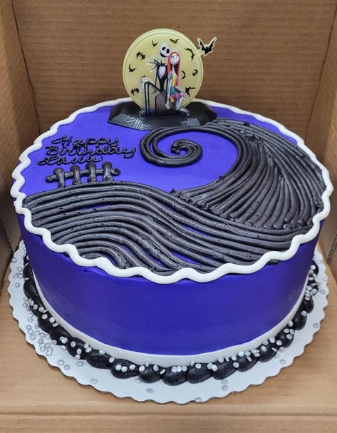 Jack Skellington Cake Ideas, Tim Burton Birthday Cake, Night Before Christmas Cake, The Nightmare Before Christmas Cake, Tim Burton Cake, Nightmare Before Christmas Birthday Cake, Sally Cake, Jack Skellington Cake, Christmas Birthday Cake