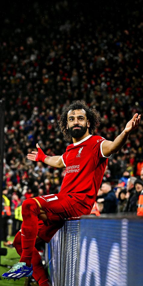 Liverpool Football Team, Liverpool Football Club Players, Lfc Wallpaper, Liverpool Fc Team, Mohamed Salah Liverpool, Liverpool Football Club Wallpapers, Liverpool Soccer, Liverpool Wallpapers, Liverpool Team