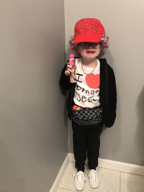 100 Days Of School Dress Up, Old Lady Makeup, Costumes 2023, Lady Makeup, School Spirit Days, Spirit Days, 100 Day Of School Project, Old Lady Costume, Future School