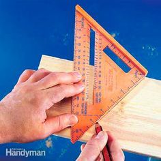 20 Marking Hacks Every DIYer Should Know | Family Handyman | The Family Handyman Crown Molding Installation, Rafter Square, Router Lift, Speed Square, Family Handyman, Woodworking Jigs, Woodworking Bench, Fine Woodworking, Pitched Roof