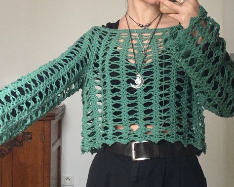 hippie handmade green lace crochet top Crochet Projects Free, Summer Crochet Projects, Lace Crochet Top, Crochet Apparel, Crochet Project Free, Crochet Dreams, Chocolate Garnishes, Easy Crochet Stitches, Crochet Lace Top