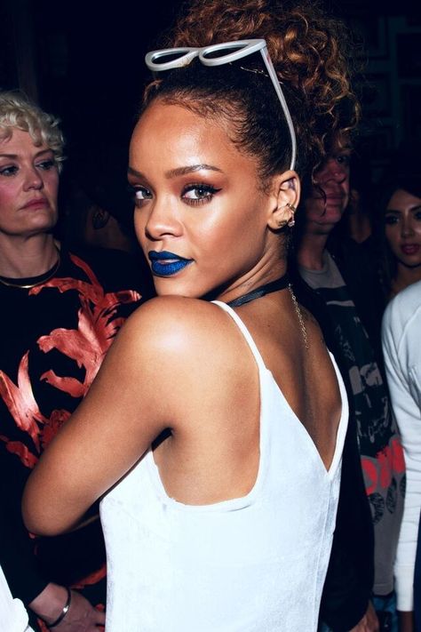 Rihanna’s Epic Glittery Blue Lipstick Last Night Was Actually Eyeliner  And her makeup artist told us exactly how to recreate it Blue Lipstick Makeup, Huda Beauty Lipstick, Jeffree Star Lipstick, Sephora Lipstick, Urban Decay Lipstick, Kylie Lipstick, Maybelline Lipstick, Green Lipstick, Peach Lipstick