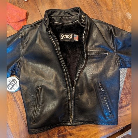 Schott 141 Leather Cafe Racer Jacket (42) Classic Cafe Racer, Classic Cafe, Leather Jackets For Men, Cafe Racer Jacket, Racer Jacket, Riding Jacket, Jackets For Men, Four Season, Let It Go