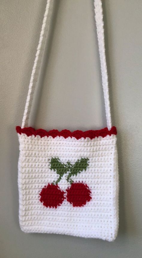 Crossbody Bag Crochet, Crochet Cherry, Cherry Bag, Crochet Store, Finger Crochet, Crochet Tutorial Pattern, Crochet For Beginners Blanket, Modern Crochet Patterns, Crochet Daisy