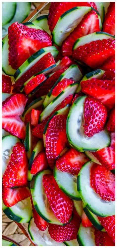 Strawberry Cucumber Salad, Strawberry Cucumber, Honey Balsamic Dressing, Cucumber Diet, Creamy Cucumber Salad, Creamy Cucumbers, Honey Balsamic, Cucumber Recipes Salad, Cucumber Recipes