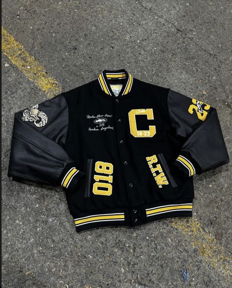 Custom Varsity Jackets, Sports Uniform, Compression Shirts, Full Sleeve Tshirt, Wrestling Singlet, Varsity Jackets, Athletic Looks, Sports Uniforms, Compression Shirt