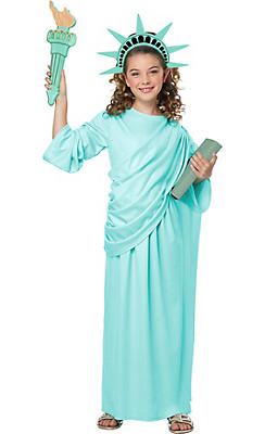 Statue Of Liberty Costume, Scary Halloween Food, 4th Of July Parade, California Costumes, Book Week Costume, Theatre Costumes, Lady Liberty, Costume Collection, Halloween Food For Party