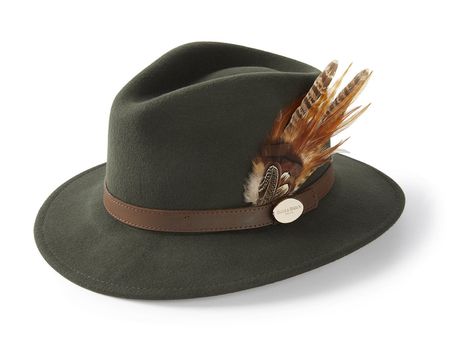 The Suffolk Fedora - Olive Green – Hicks & Brown Green Fedora Hat, British Country Style, Country Fashion, Brown Hats, Felt Fedora, Felt Hat, Wide Brimmed Hats, Fedora Hat, Hat Sizes