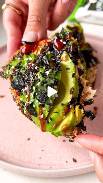 Elizabeth (Lilly) Assender on Instagram: "Seaweed Avocado Toast with @bibigo_uk seaweed snacks! 👌🏻

The flavours and textures in this are SO GOOD and it takes less than 5 mins to make. 

At the weekend I picked up @bibigo_uk hot chilli and sea salt seaweeds snacks. These are a must-have on the go snack, the hot chilli ones are my fav as they have a really nice spicy kick! They also have a Korean BBQ flavour available too 😍

You can find Seaweed Snacks and more of @bibigo_uk products across stores including Ocado, Oseyo, Seoul Plaza, Tian Tian Market, H-Mart, Korea Foods, Wingyip, Longdan, and more! 

AD

#seaweedsnacks #avocadotoast #bibigo" Seaweed Snack Ideas, Seaweed Snacks Recipes, Seaweed Snack, Roasted Seaweed, Seaweed Snacks, On The Go Snacks, Uk Products, Korean Bbq, Snack Ideas