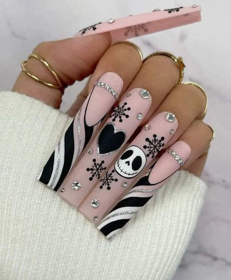 Before Christmas Nails, Nightmare Before Christmas Nails, Acrylic Nail Designs Coffin, Punk Nails, Photography Painting, Christmas Nails Acrylic, Disney Nails, Coffin Nails Long, Halloween Crochet