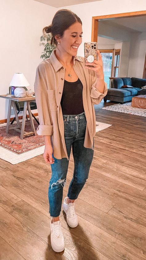 Cute Fall Outfit Ideas Casual, Maroon Shacket Outfit, November Womens Outfits, Family Photo Outfits Mom In Jeans, Womens Casual Outfits With Sneakers, Workwear Jeans Outfit, Casual Fall Outfits For Women Sneakers, Womens Jeans And Sneakers Outfits, Jean Fall Outfits Casual