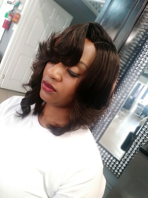 Quickweave.. bob hairstyle with deep side part bang.. Styled by @BriJeweled_bybrittanyb Deep Side Part Bob, Quickweave Styles, Bob Quickweave, Quickweave Bob, Side Part Bangs, Side Part Bob, Deep Side Part, Parted Bangs, Side Part