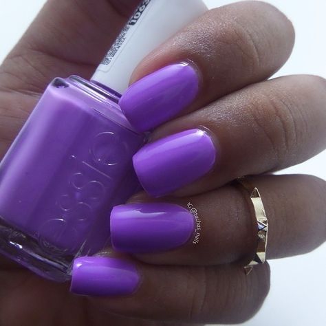 You'll be 'sittin pretty' in this shade. Simple Purple Nails, Nails Colour, Essie Nail Polish Colors, Nail Boutique, Nail Paints, Hand Nails, Lip Colours, Pretty Nail Colors, Pretty Nail Designs