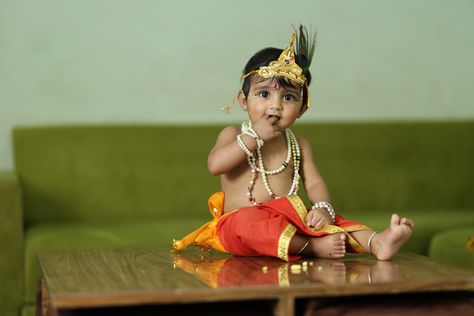 #kids #makeup #kanha Little Krishna, Kids Makeup, Krishna, Makeup, Make Up