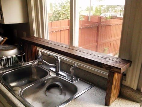 Small House Hacks, Over The Sink Shelf, Kitchen Design Diy, Sink Shelf, Window Shelves, Pallet Projects Furniture, Wooden Pallet Furniture, Pallet Designs, Over The Sink