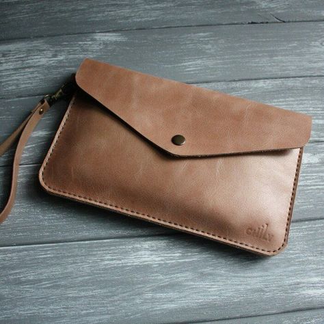 Simple Leather Clutch, Minimalist Clutch, Leather Planner Cover, Best Leather Wallet, Leather Planner, Simple Leather, Envelope Bag, Envelope Clutch, Leather Clutch Bags