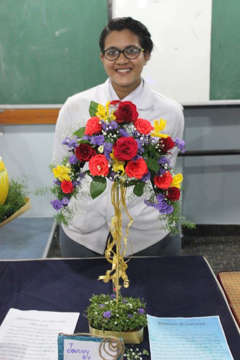 Flower arrangement competition -2016 at Culinary Academy Of India Flower Arrangement For Competition, Flower Arrangements For Competition, Flower Arrangement Competition, Broccoli Flower, Table Centerpiece Flower, Unique Flower Arrangements, Cheap Flowers, Stock Flower, Flower Festival