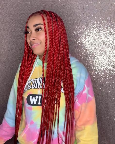 Red Knotless Braids, Red Knotless, Red Peekaboo, Knotless Braids Hairstyles, Black Hair 90s, Braids Medium, Red Box Braids, Latest Braided Hairstyles, Medium Knotless