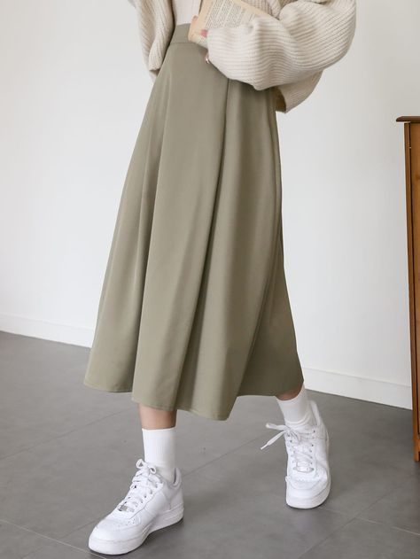 Army Green Casual   Polyester Plain Flared  Non-Stretch Spring/Summer/Fall Women Bottoms Spring Long Green Skirt, Spring Outfits Hijab, Army Green Outfits For Women, Long Skirt Fashion Casual, Army Style Outfit, Korean Spring Fashion, Long Skirts Korean, Korean Skirts High Waist, Green Full-length Summer Skirt