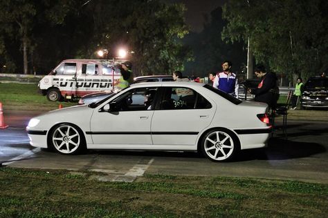 Preparado la correr #peugeot 406 Peugeot 406, Car Car, Rat Rod, Concept Cars, Peugeot, Brave, Volkswagen, Classic Cars, Lion