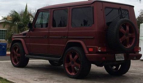 When she thought she was incapable of being loved correctly.... then … #fanfiction #Fanfiction #amreading #books #wattpad Burgundy G Wagon, Burgundy Car, Burgundy Aesthetic, Matte Cars, Being Loved, Mercedes Benz G Class, Future Cars, Car Inspiration, Suv Cars