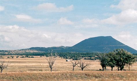 Dormant Volcano, New Mexico Style, Travel New Mexico, Remote Location, Mountain Ranges, National Monuments, Volcano, Wyoming, New Mexico