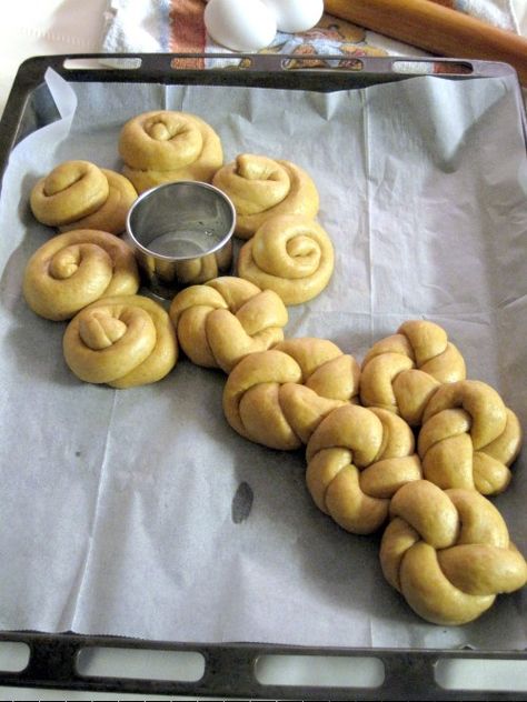 Bagel Bread, Jewish Holiday Recipes, Challah Cover, Challah Bread, Sicilian Recipes, Cinnamon Bread, Bread Machine Recipes, Challah, Bread Machine