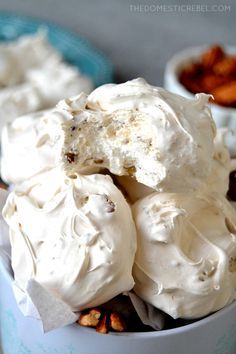 This Easy Homemade Divinity Candy is fantastic and so great for the holidays! Chewy, soft, melt-in-your-mouth candy that's a cross between nougat and fudge with vanilla and pecans. A must-make recipe! Divinity Recipe, Divinity Candy, Beautiful Breakfast, Christmas Candy Recipes, Dinner Food, Homemade Candies, Cooking Recipe, Fudge Recipes, Beignets