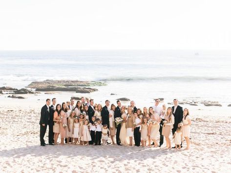 Family Wedding Pictures, Wedding Pictures Beach, Beach Wedding Pics, Small Beach Weddings, Family Wedding Photos, Kauai Wedding, Cruise Wedding, Beach Family Photos, Beach Wedding Photos