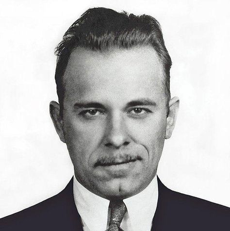 Mike Lunsford: In a sense, John Dillinger is alive and well | News Columns | tribstar.com John Dillinger, Harry Dean Stanton, Gang Leader, Real Gangster, Ben Johnson, Mafia Gangster, Bank Robber, Bank Robbery, Public Enemy