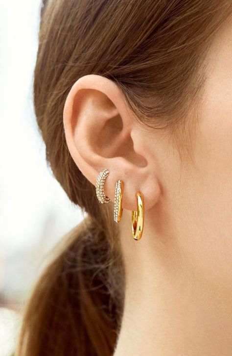 Sparkle And Shine, Earrings In Gold, Huggie Hoop Earrings, Keep Jewelry, Huggies Earrings, Print Gifts, Hinges, Ear Cuff, Gold Earrings