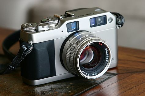 Contax G1 by Haifidelity, via Flickr Contax G1 Camera, Street Photography Camera, Analog Photo, Fotocamere Vintage, Camera Decor, Analog Camera, Camera Watch, Vintage Film Camera, Fujifilm Camera