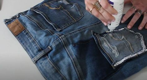 Do you have an old pair of jeans at home? Follow my tutorial and learn 3 ways to revamp your jeans! High Waisted Palazzo Pants, Tie Dye Shoes, Vintage Denim Vest, Studded Denim Jacket, How To Dye Shoes, Plain Sweatshirt, Denim Trench Coat, Small Wardrobe, Upcycle Sewing