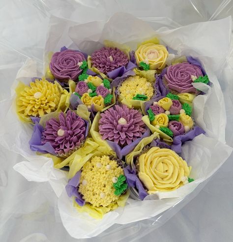 Can’t get enough of these 🤤 What colors do you want to see next? ~Customer requested 12 vanilla cupcakes with purple and yellow flowers Yellow Cupcakes Decoration, Cupcake Flowers, Purple And Yellow Flowers, Yellow Cupcakes, Flower Cupcakes, Purple And Yellow, Vanilla Cupcakes, Cupcakes Decoration, Yellow Flowers