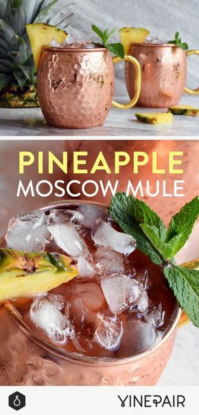 The perfect pineapple cocktail to celebrate the beginning of Fall! Make sure you use copper mugs and real ginger beer for the full effect of this cold cocktail. Pineapple Moscow Mule, Moscow Mule Recipe Classic, Moscow Mule Cocktail, Beginning Of Fall, Moscow Mule Recipe, Copper Mug, Pineapple Cocktail, Mule Cocktail, Mule Recipe