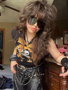 80s Rock Star Hair, 80’s Rock Hair, Metalhead Outfit Ideas, 80s Rockstar Haircut, 80s Rock Hairstyles, Metalhead Hairstyles, Rock Star Haircut, 80s Rock Girl, Metalhead Aesthetic Outfit