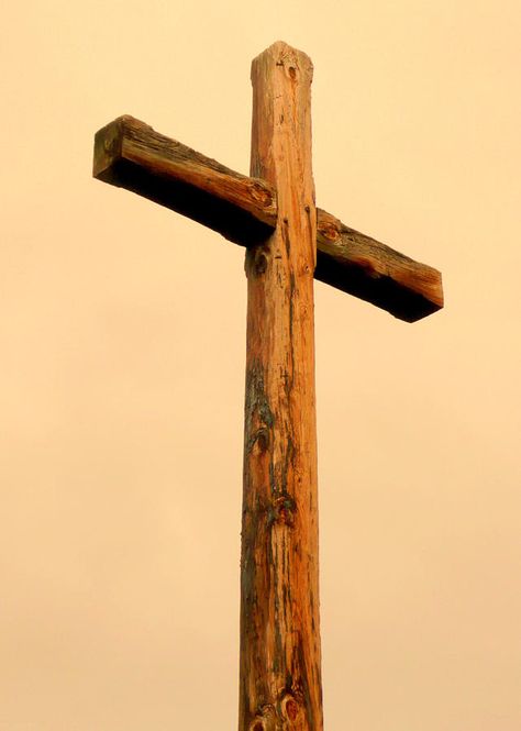 Cross Cross Photography Christian, The Cross Aesthetic, Picture Of Cross, Cross Aesthetic, Wooden Crosses Diy, Aesthetic Cross, Cross Photography, Cross Of Christ, Wood Wall Cross