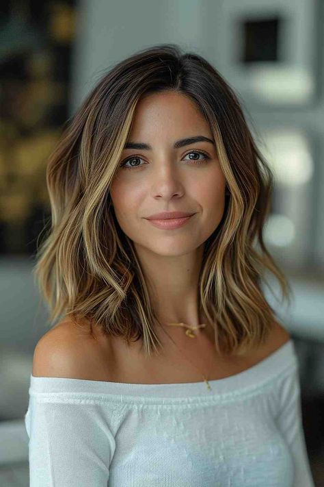 Lob With Thick Hair, Highlight Shoulder Length Hair, Side Part Medium Length Haircut, Haircut To Collar Bone, Thick Collar Bone Length Hair, Clavical Bone Haircut, Mid Thirties Hair Styles, Front Highlights Short Hair, Right Below Shoulder Length Hair