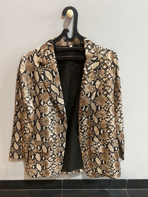 Yakuza Clothes, What Do I Do Now, Zara Blazer, Blazer Beige, Just Don, Python, American Vintage, Women's Blazer, Kimono Top