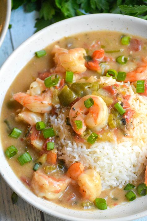 Shrimp Rice Casserole, Stew Over Rice, Shrimp And Rice Casserole, Louisiana Dishes, Etouffee Recipe, Shrimp Etouffee, Shrimp Rice, Louisiana Seafood, Shrimp Soup