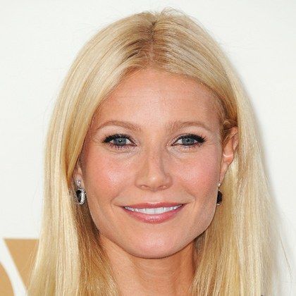 Best Haircuts For Square Faces, Gweneth Paltrow, Haircuts For Square Faces, Rectangle Face, Celebrity Icons, Haircut For Square Face, Country Strong, Square Face Hairstyles, Big Hair Dont Care