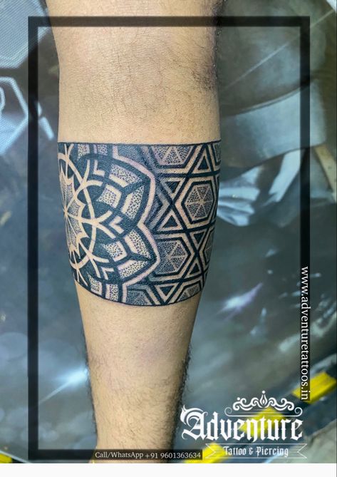 Mandela Band Tattoo, Mandala Band Tattoo, Geometric Armband Tattoo, Mandala Band, Calf Tattoo Men, Band Tattoos For Men, Karma Tattoo, Band Tattoos, Hand Cuffs