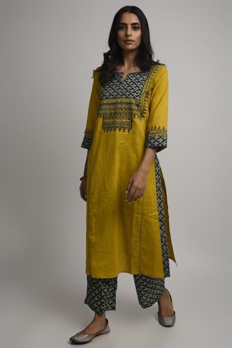 Yolk Designs For Kurtis, Cotton Kurti Designs For Stitching, Indian Kurti Designs, Churidar Designs, Ochre Yellow, Simple Kurta Designs, Designer Kurti Patterns, Simple Kurti Designs, Salwar Designs