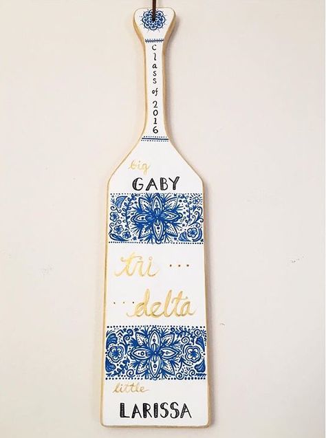 Dphie Paddle, 21 Paddle Sorority, Cowgirl Sorority, Crescent Ideas, Paddle Sorority, Beach Cowgirl, Paddle Ideas, Tri Delt, Sorority Ideas