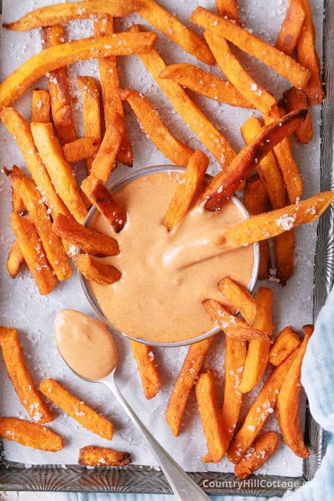 This sweet, tangy sauce is the best sweet potato fry dip! With 5 simple ingredients and 5 minutes prep, it's so easy and quick to make. The delicious dipping sauce recipe takes sweet potato fries, French fries, onion rings, and hamburgers to the next level! This dipping sauce makes everything taste SO much better, not just sweet potato fries. It's also fabulous on burgers, chicken fingers, wraps, and sandwiches. You need this sweet potato fry dip on your table! | CountryHillCottage.com Sweet Potato Fry Sauce, Sweet Potato Dipping Sauce, Sauce For Sweet Potato Fries, Fries Dipping Sauce, Sweet Potato Fry Dip, Sweet Potato Fries Dipping Sauce, Fry Dip, Sweet Potato Fry, Sweet Potato Dip